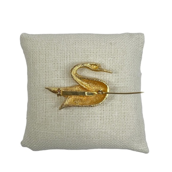 Vintage Dubarry Fifth Ave Gold Tone Swan Textured Brooch Pin - Picture 7 of 8